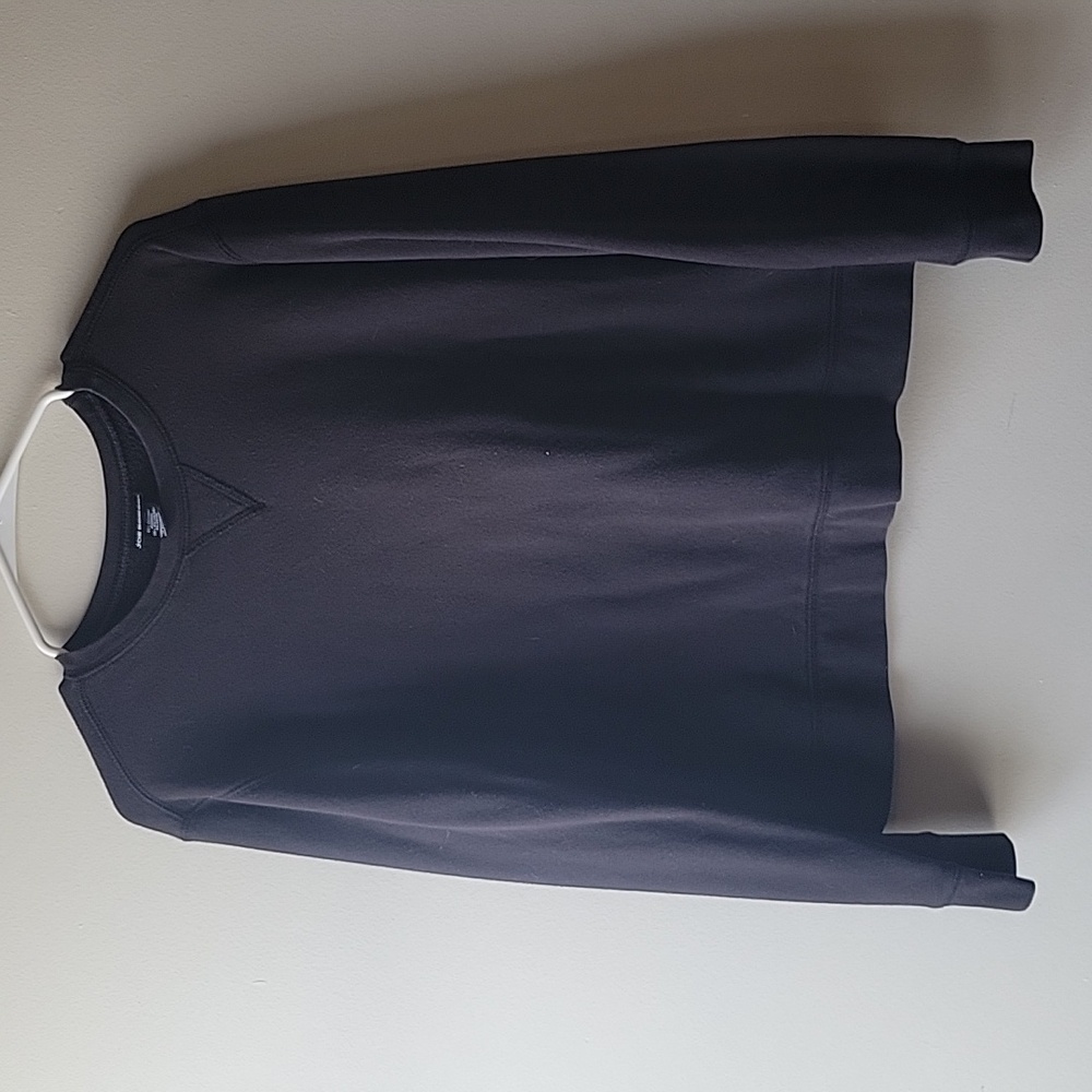 ❤️5 for $10 black sweatshirt